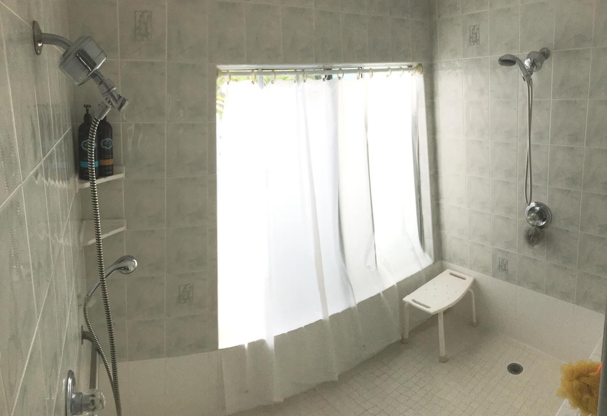 Guest House In Hilo Bagian luar foto